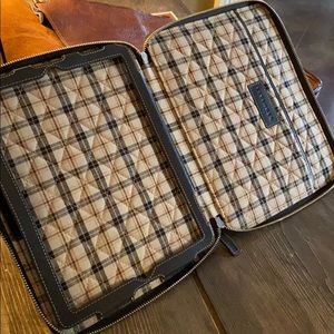 Levenger Bomber Jacket iPad Mini portfolio